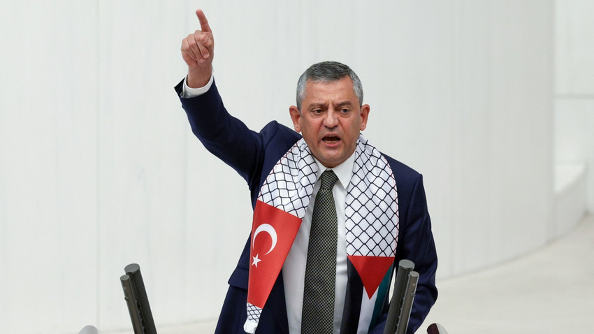 Özgür Özel: İsrail'le üçüncü ülkeler üzerinden olanlar dahil ticaretin tamamen kesilmesine var mısınız?