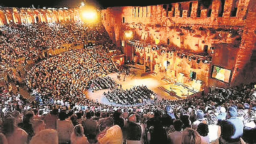 Antik kentlerde festival zamanı