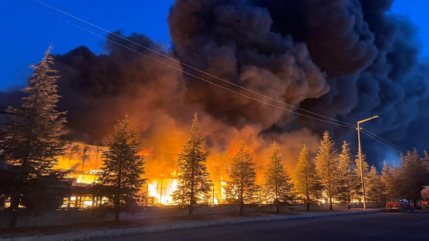 Niğde'de fabrika yangını
