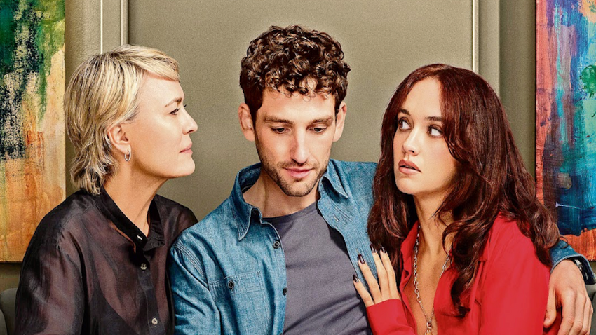 Michelle Frances’in diziye uyarlanan The Girlfriend romanı bizde de Kız Arkadaş adıyla 2019 yılında Yabancı Yayınları tarafından yayımlanmış.