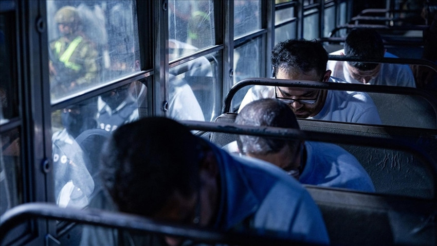 Dışişleri Bakanı Cho ABD'ye gidebilir: Seul hükümeti gözaltına alınan 300 Güney Koreli için harekete geçti