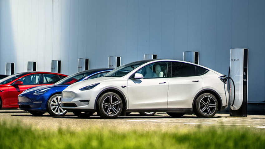 Tesla Avrupa'da toparlanma sinyali verse de pazar payı tehlikede