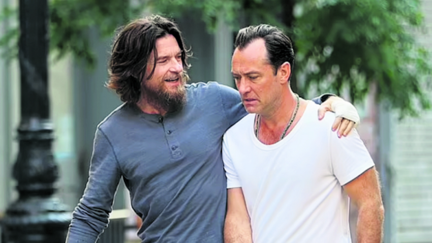 Dizide Jude Law (sağda) ve Jason Bateman başrolde.