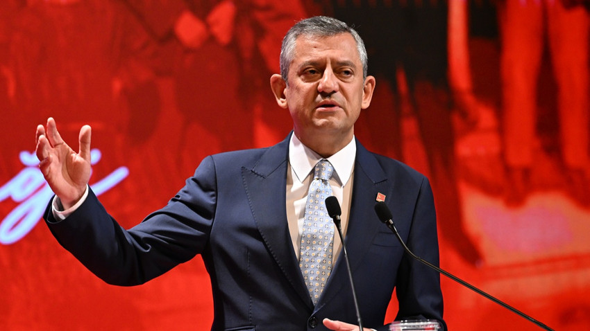 Özgür Özel: Bomba bir ses kaydı var, kayyım için kullandıkları adam AK Parti'ye katılıyor