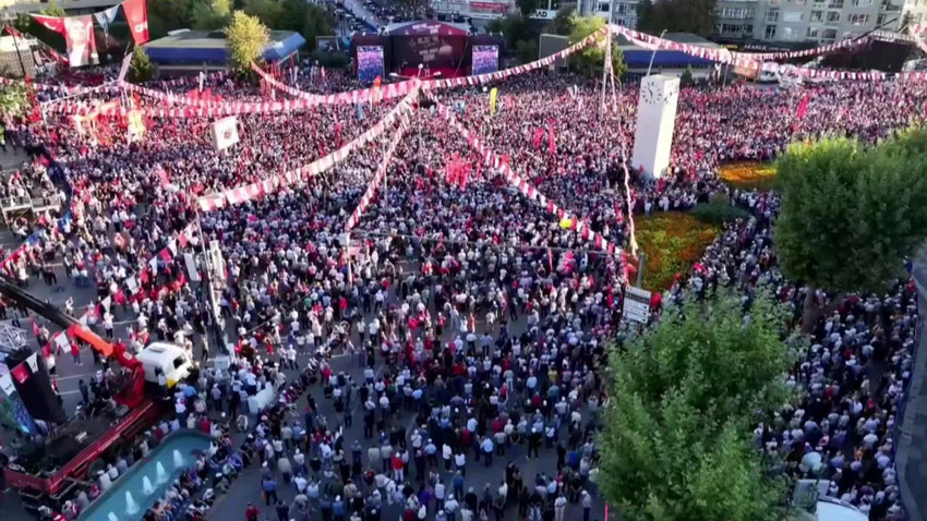 CHP’den kurultay davası öncesi büyük Ankara mitingi: Yüz binler Tandoğan Meydanı’na akın etti
