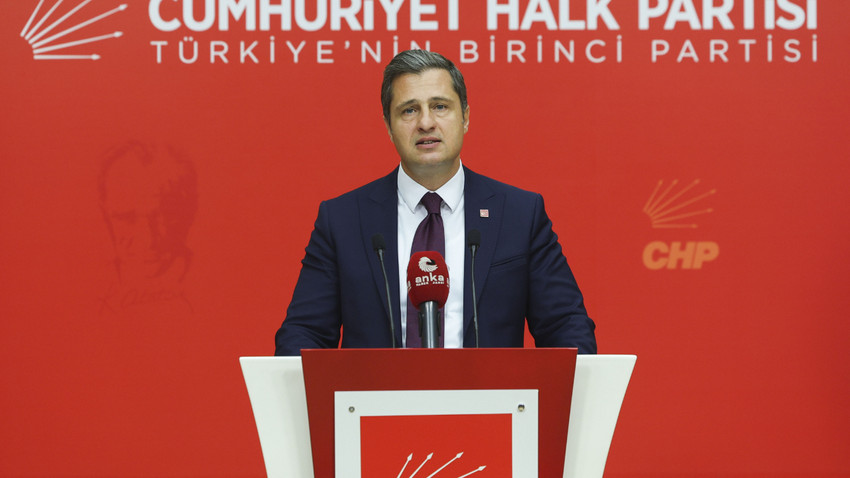 Deniz Yücel: Karşımızda CHP’liler yok, iktidarın aparatları var