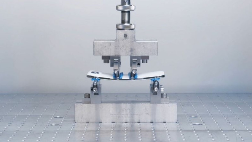 Apple'ın en ince telefonu dayanıklılık testinde: iPhone Air bükülüyor mu?