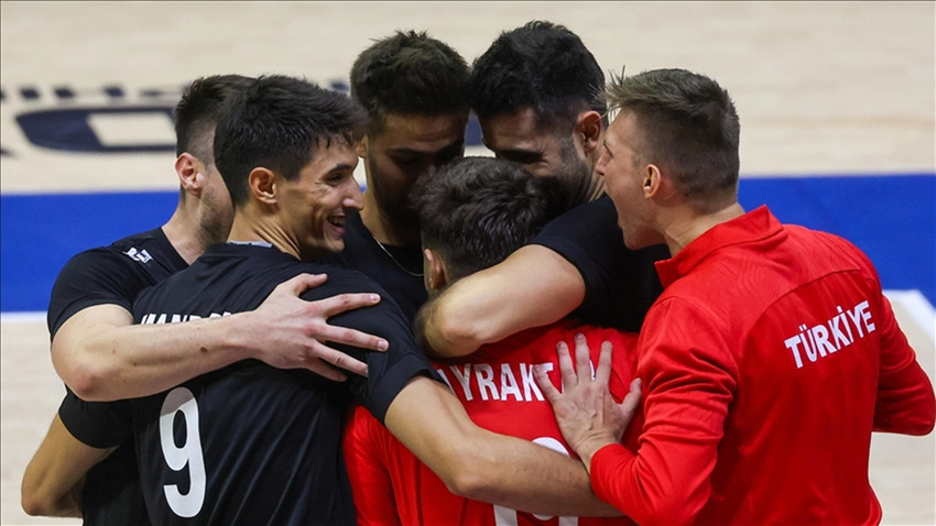 Çeyrek finaldeyiz: A Milli Erkek Voleybol Takımı, Hollanda'yı 3-1 yendi