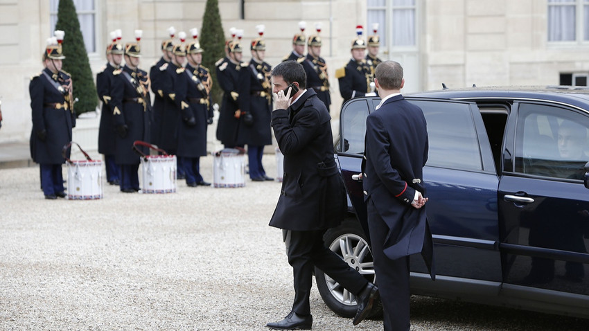 Fransa'da 'eski başbakan' kararnamesi yürürlükte: Makam aracı ve şoföre 10 yıl sınırı getirildi
