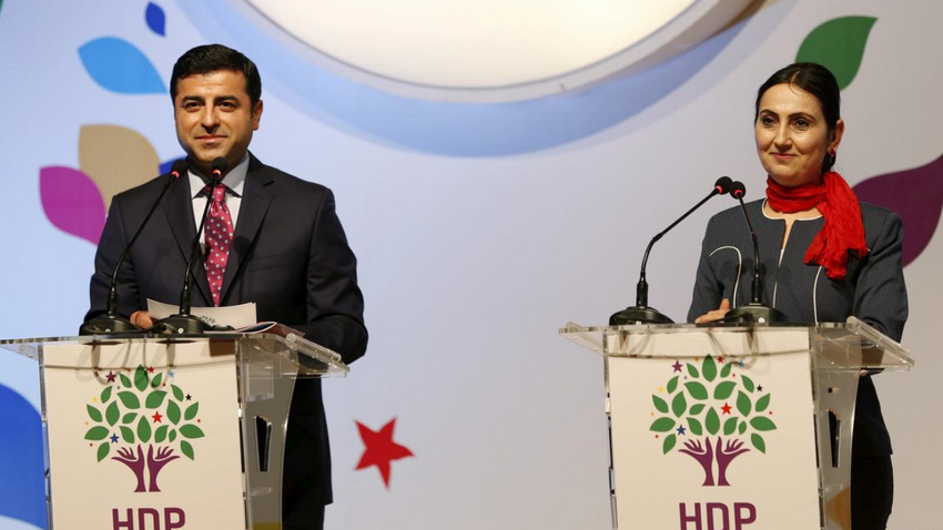 Selahattin Demirtaş ve Figen Yüksekdağ'dan mesaj: Keşke Öcalan'ın doğrudan toplumla konuşabilmesinin imkanı yaratılabilse