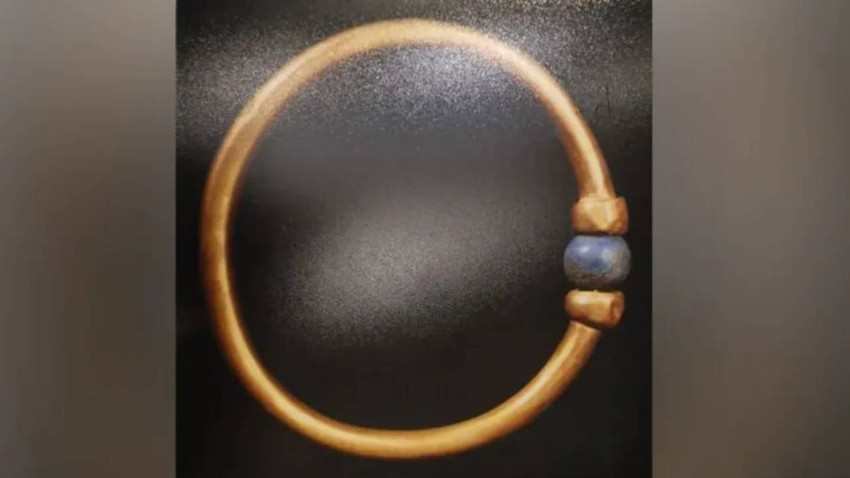 Mısır'da paha biçilemeyen üç bin yıllık bilekliği çalıp erittiler