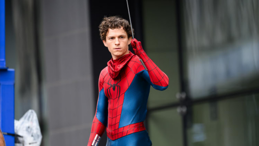 Spider-Man setinde kaza: Tom Holland hastaneye kaldırıldı