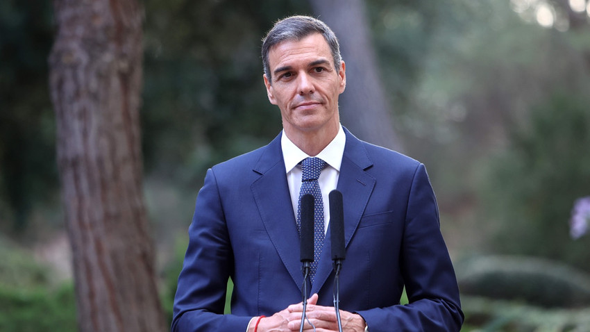 Bir lider, İsrail ve Trump'a rağmen seçim kazanabilir mi? Sanchez WhatsApp grubu açtı: Spain 2027