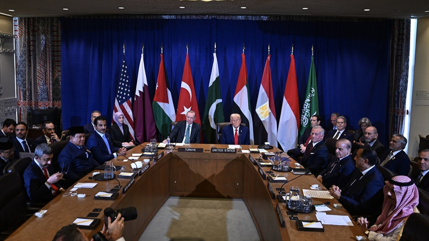 Politico 'Gazze zirvesi'ni yazdı: Trump'tan Müslüman liderlere 'Batı Şeria' sözü