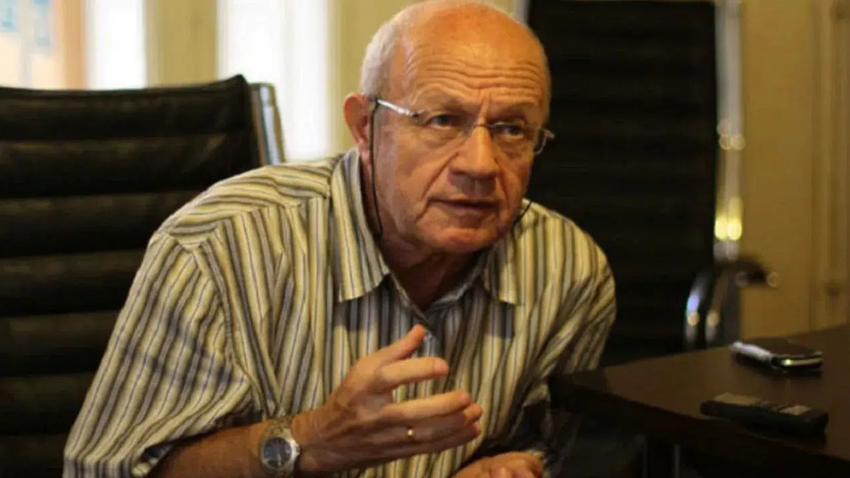 İsmail Beşikçi yoğun bakımda