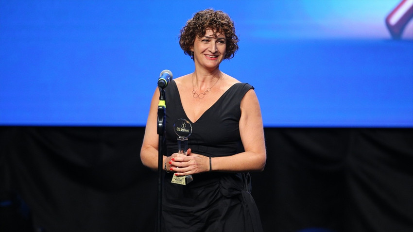 Pelin Esmer'in yazıp yönettiği O Da Bİr Şey Mi, En İyi Film ve En İyi Yönetmen ödüllerinin de aralarında bulunduğu sekiz ödülün sahibi oldu