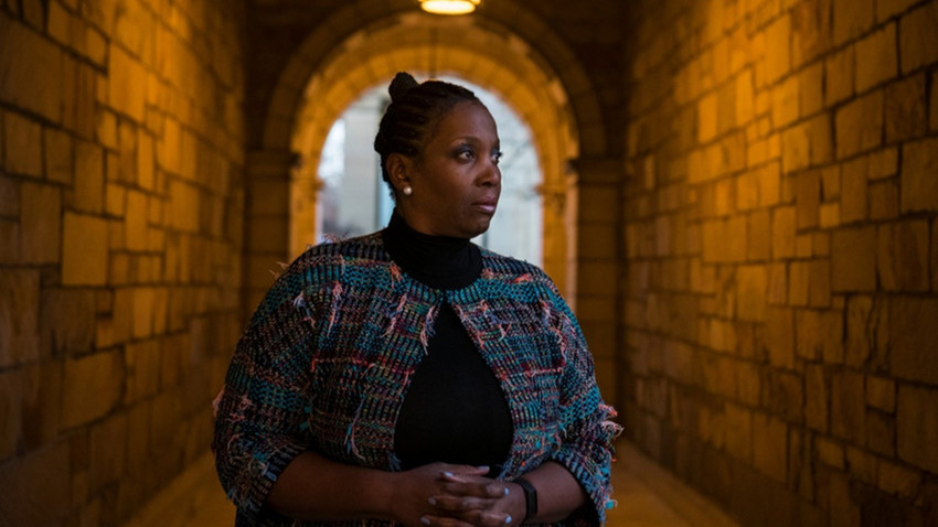 Yüksek Mahkeme'den Cook kararı: Trump'ın kovmak istediği Fed yöneticisi 'şimdilik' görevine devam ediyor