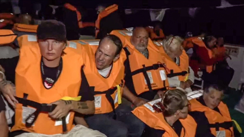 Özgürlük Filosu'na saldırı: İsrail'in alıkoyduğu aktivistler Aşdod Limanı’na getirildi