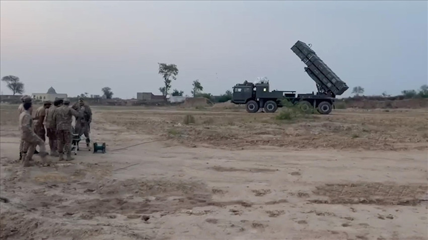 Afganistan-Pakistan hattında 'çatışmayı kim çıkardı?' kavgası: Taliban, İslamabad yönetimi içinde bir grubu suçladı