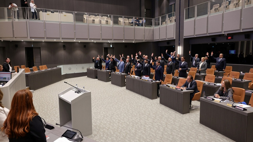 Muhalefetten 'zamanlama' tepkisi: KKTC Cumhuriyet Meclisi 'iki devletli çözüm' önerisini kabul etti