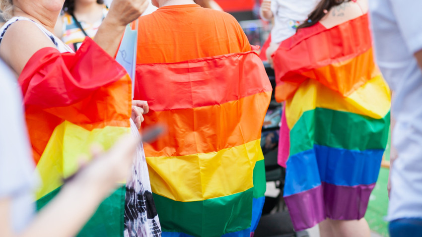 11’inci yargı paketi: LGBTİ+'lara 3 yıl hapis geliyor, cinsiyet değişikliği yaşı 25'e çıkıyor