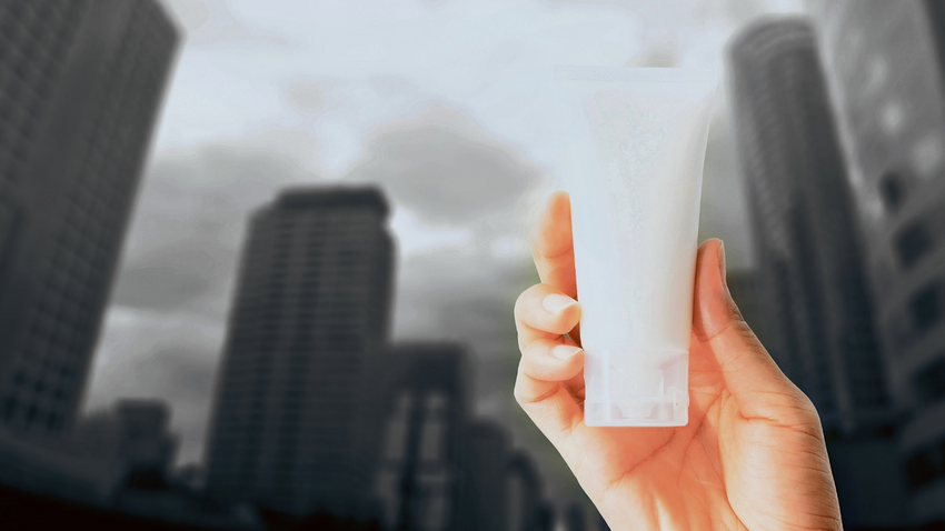 Cildinize bakım yaparken dünyayı kirletiyor olabilirsiniz