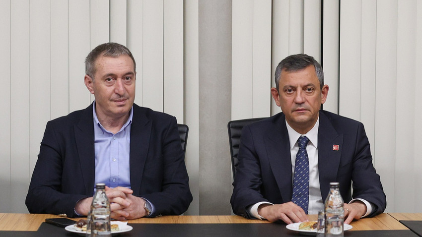 DEM Parti Eş Genel Başkanı Bakırhan: Böylesi tarihi bir dönemde CHP'nin başında Özgür Özel’in olması büyük şans