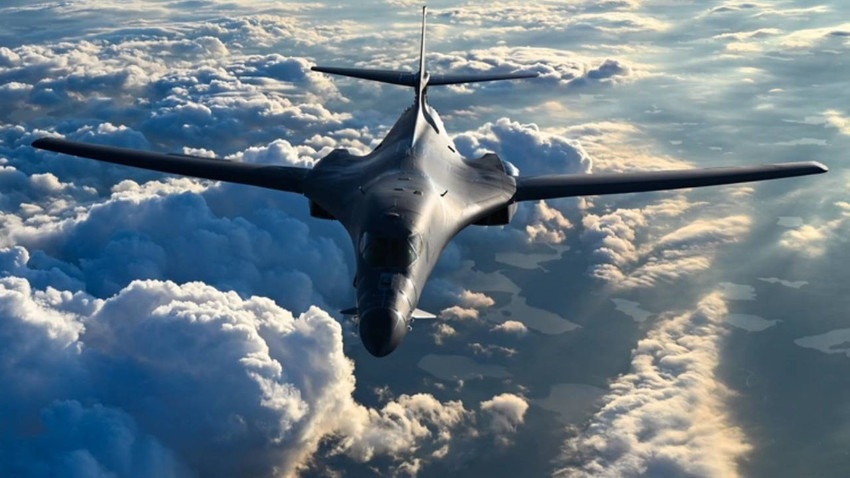 Nükleer füzeler dahil 34 ton bomba kapasitesi: B-1 bombardıman uçakları Texas'tan Venezuela'ya uçtu