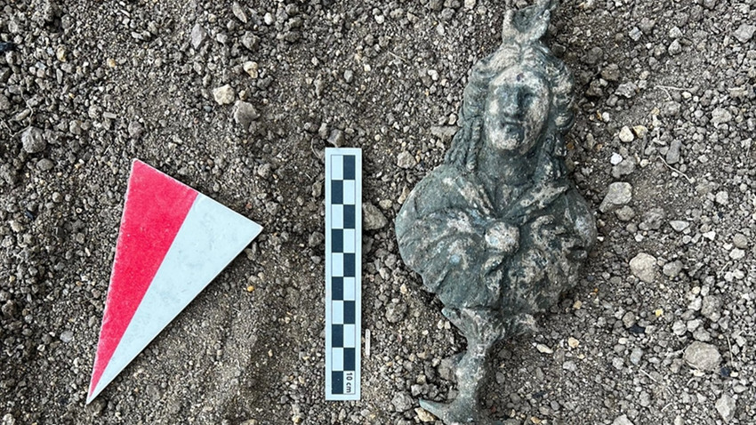 Kelkit'teki kazıda 'sürpriz' keşif: Roma lejyonlarının karargahında Mısır tanrıçası İsis'in büstü bulundu