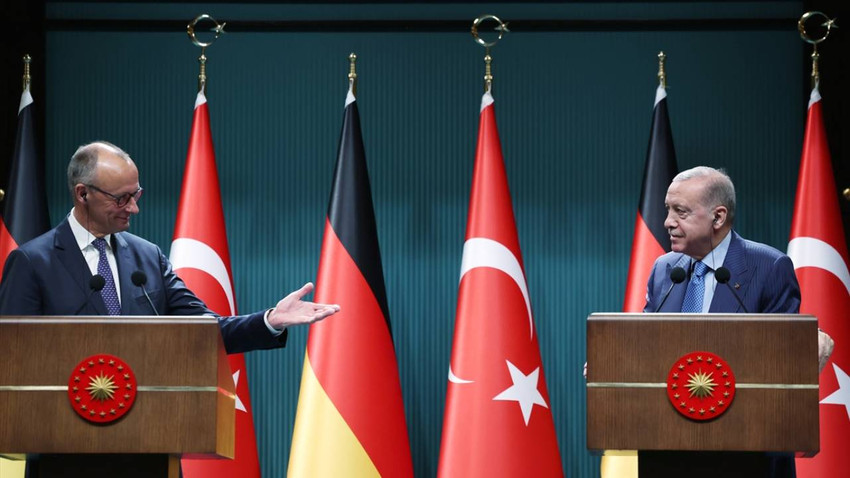 Erdoğan'dan Merz'le görüşmede hakem mesajı: Devlet eli kolu bağlı takip edemez, gereken yapılıyor