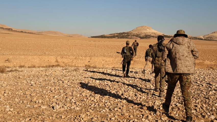 Middle East Eye: Suriyeli askeri okul öğrencileri Türkiye'de eğitiliyor