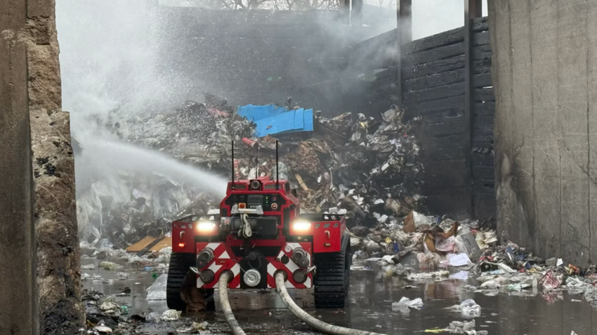 Çim biçiyor, yangın söndürüyor, altyapı denetliyorlar: ABD şehirleri kamusal alanda robotları kullanmaya başladı