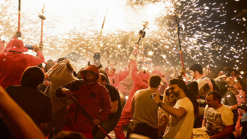 La Mercè “Katalonya’nın başkenti Barcelona’nın kültürel manifestosu” olarak 1980’lerde yeniden doğmuş.