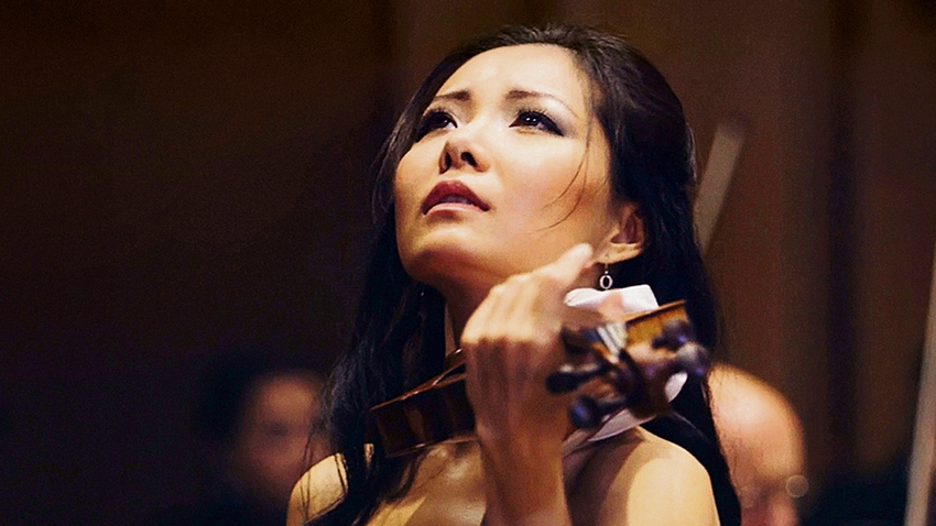 Yi-Jia Susanne Hou