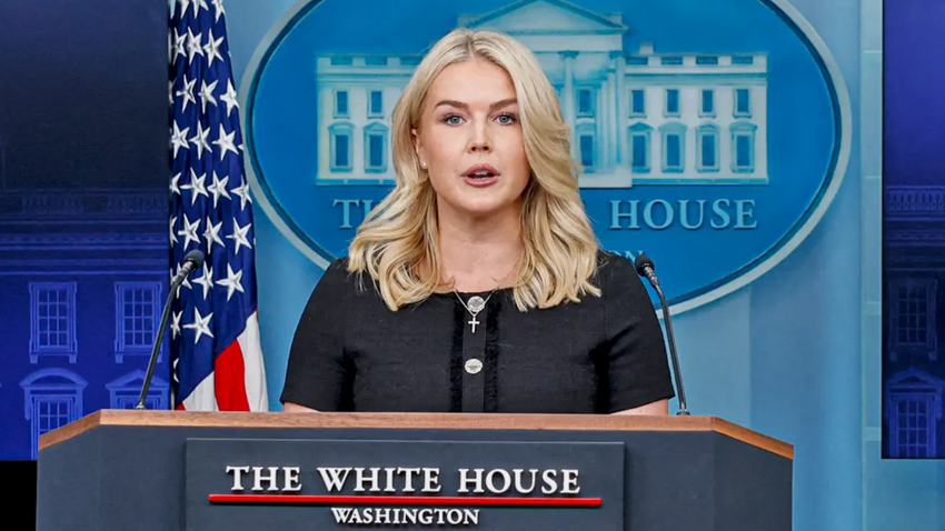 Trump'ın basın sözcüsü: BBC %100 yalan haber