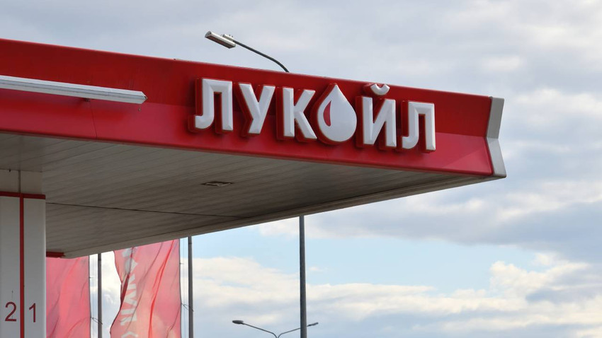 Reuters: Bulgaristan'ın 1 aylık benzini kaldı