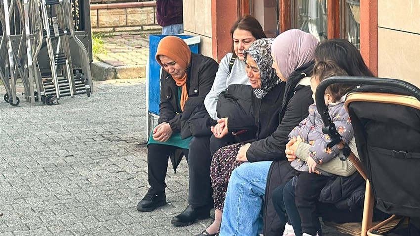 'Gıda zehirlenmesi' soruşturması: Otopside anne ve çocukların ölüm sebebi hakkında kanaate varılamadı