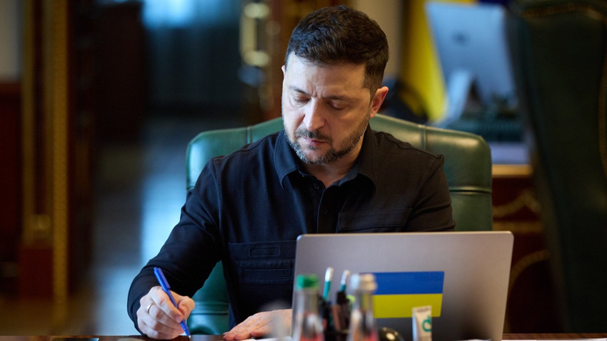 Zelenski: Rusya bir haftada 1000 İHA ve 980 güdümlü hava bombası fırlattı