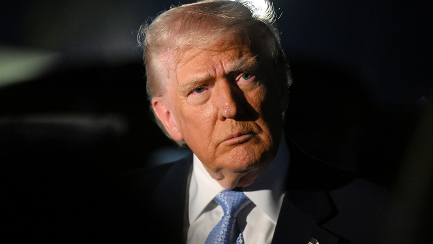 Trump, Cumhuriyetçilere seslendi: Epstein dosyaları yayınlansın