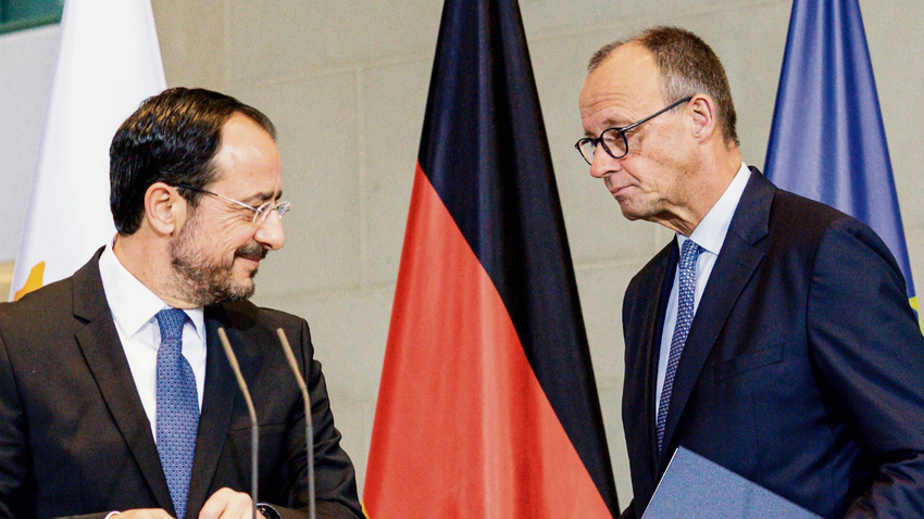 Merz, vetosunu kaldırması için GKRY lideriyle temaslarda bulundu. (Fotoğraf: Getty Images)