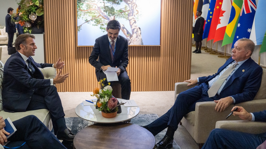 Erdoğan, Fransa Cumhurbaşkanı Macron ile görüştü