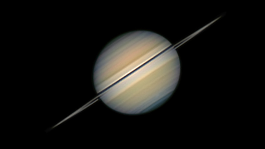 Satürn'ün halkaları neden kaybolmak üzereymiş gibi görünüyor?