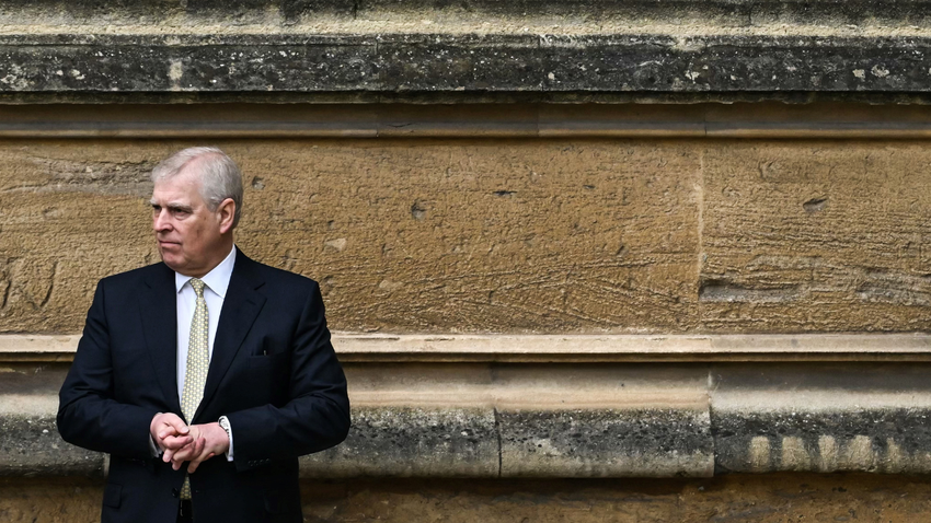 Starmer'dan Epstein davasına dair açıklama: Prens Andrew bildiklerini söylemeli