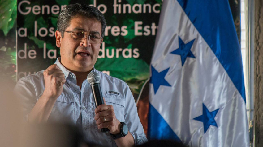 Trump, uyuşturucu kaçakçılığından 45 yıl ceza alan eski Honduras Devlet Başkanı Hernandez'i affetti