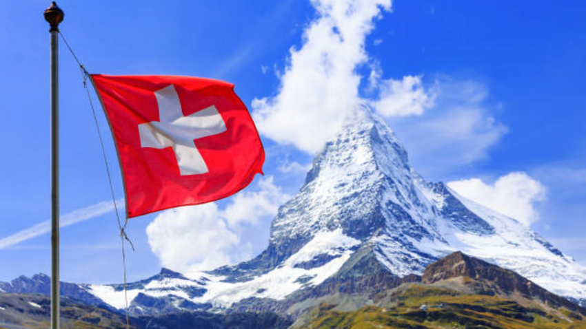 İsviçre, kadınlar için zorunlu askerliği referanduma götürdü