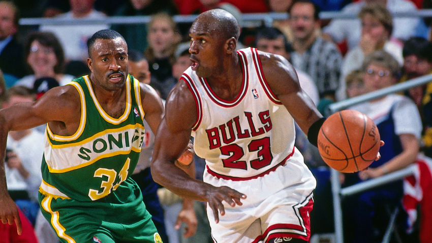 Michael Jordan, NASCAR'a karşı: Basketbolcu tazminat istiyor