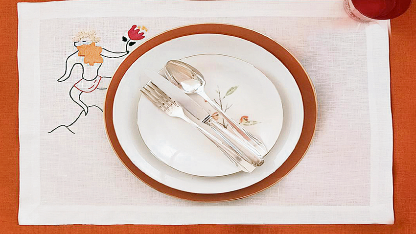 Sofraya mitolojiden ilham getirdiler