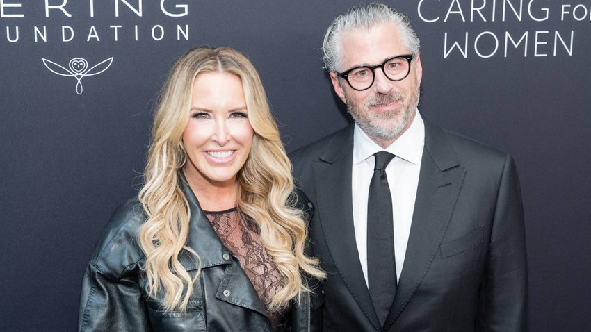 Casey Wasserman imparatorluğunu satıyor: Hollywood'un gizli patronunu 'deri kıyafet' mesajı yakalattı