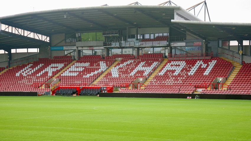 Hollywood’dan Premier Lig’e: Wrexham, tarih yazmaya yakın