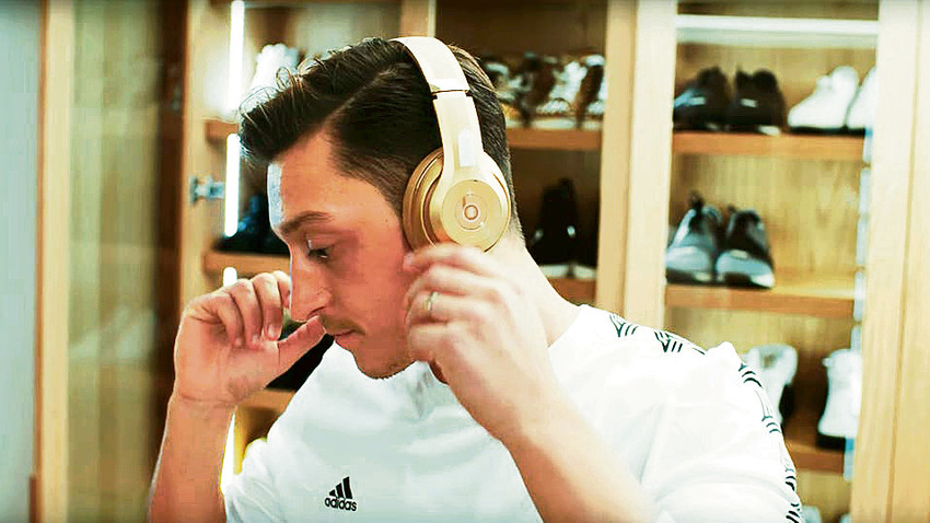 120 milyon dolar serveti var, ayakkabı ve araba tutkunu (Mesut Özil hakkında bilmeniz gerekenler)